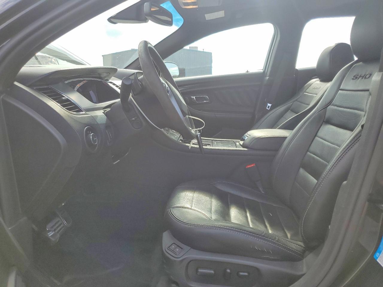 2015 Ford Taurus Sho - Image 7