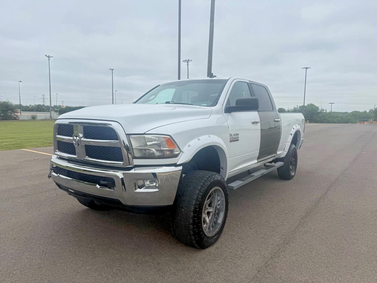 2017 Ram 2500 Slt - Фото 2