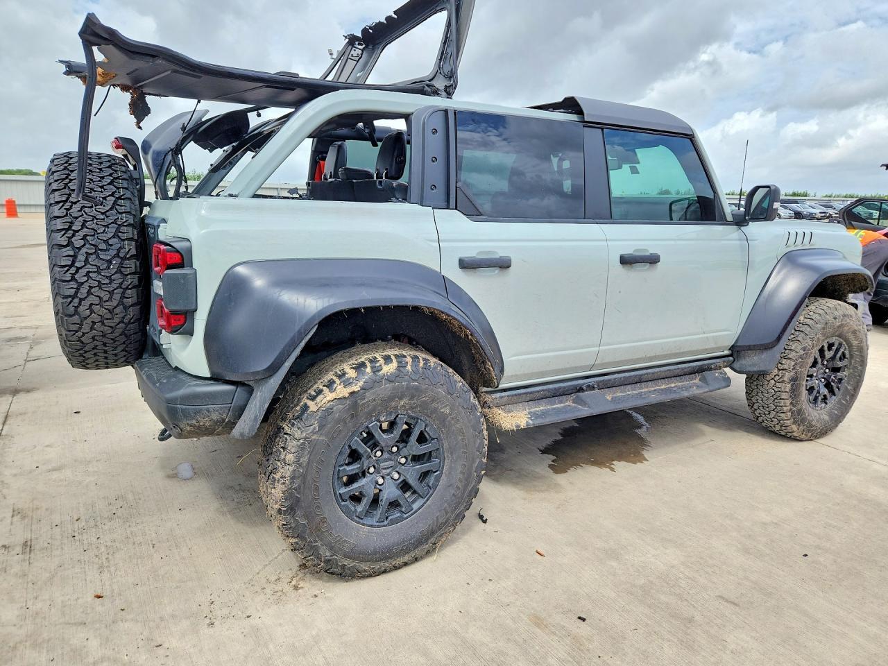 2022 Ford Bronco Raptor - Фото 3