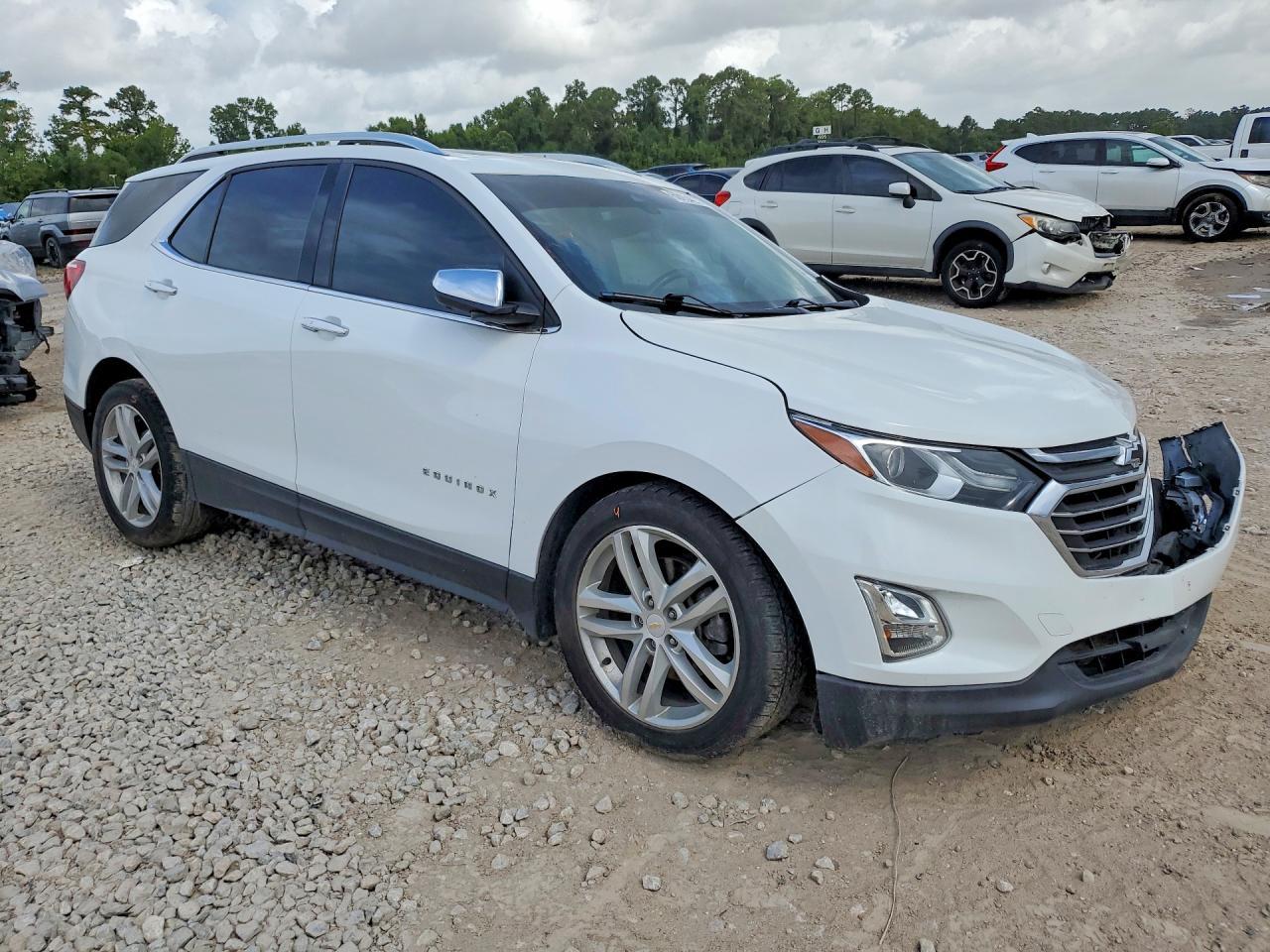 2019 Chevrolet Equinox Premier - Image 4