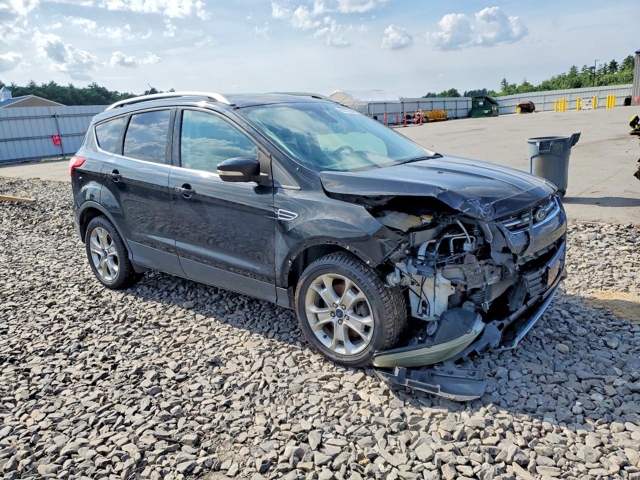 2014 Ford Escape Titanium - Image 4