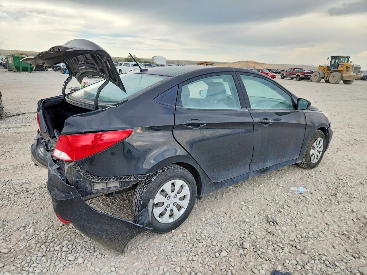2016 Hyundai Accent Se - Фото 3