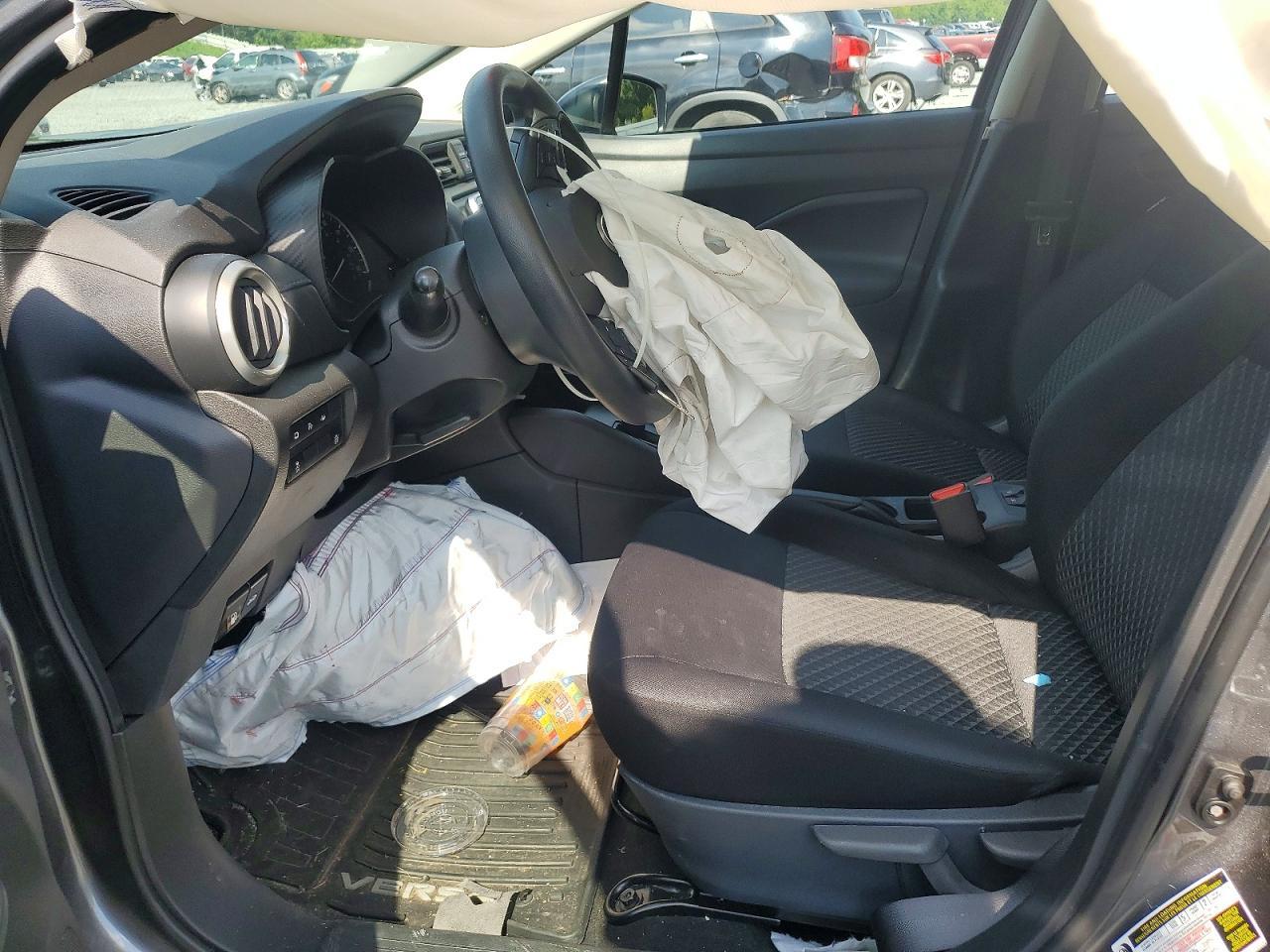 2023 Nissan Versa S - Фото 7
