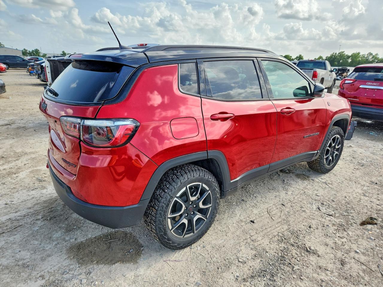 2025 Jeep Compass Trailhawk - Фото 3