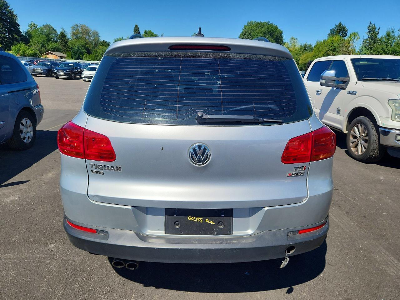 2017 Volkswagen Tiguan S - Image 6