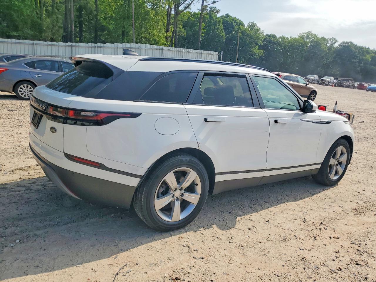 2018 Land Rover Range Rover Velar S - Image 3