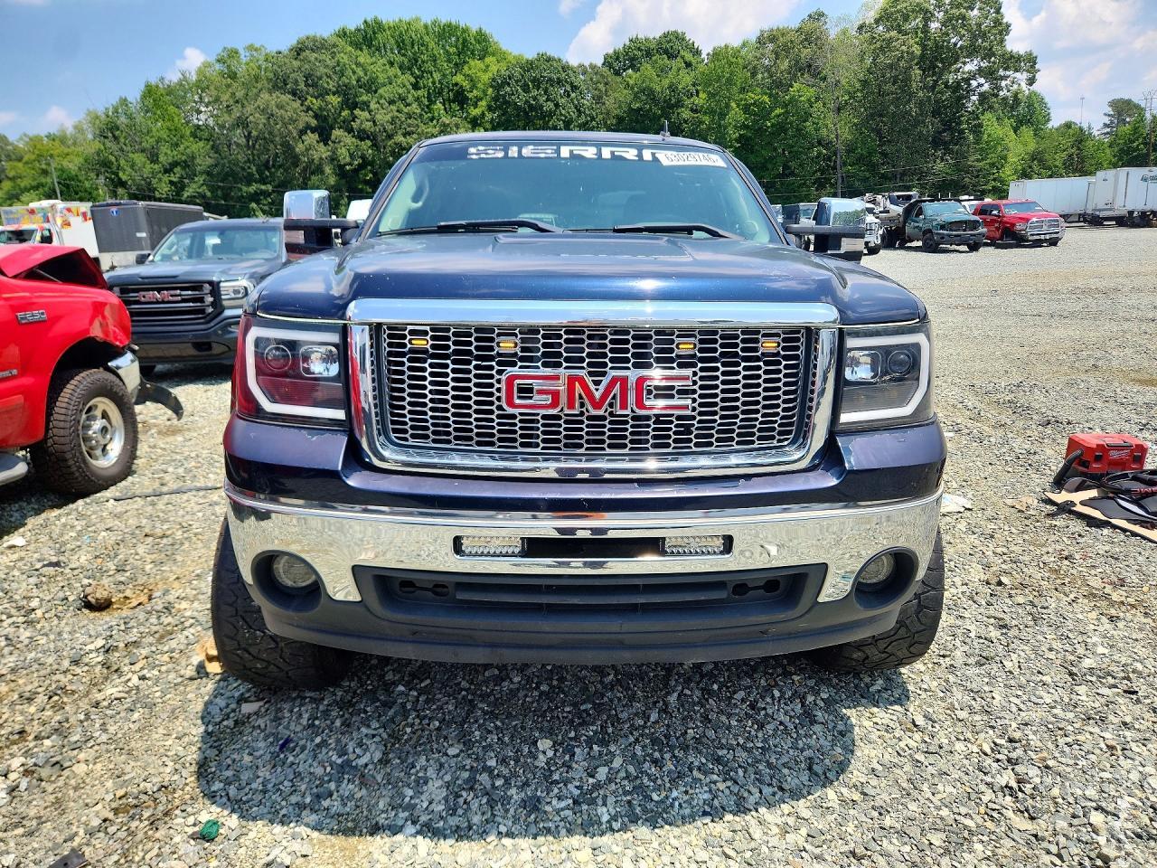 2008 GMC Sierra C1500 - Image 5