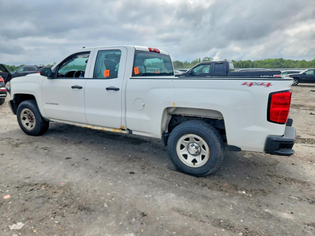 2016 Chevrolet Silverado K1500 - Фото 2