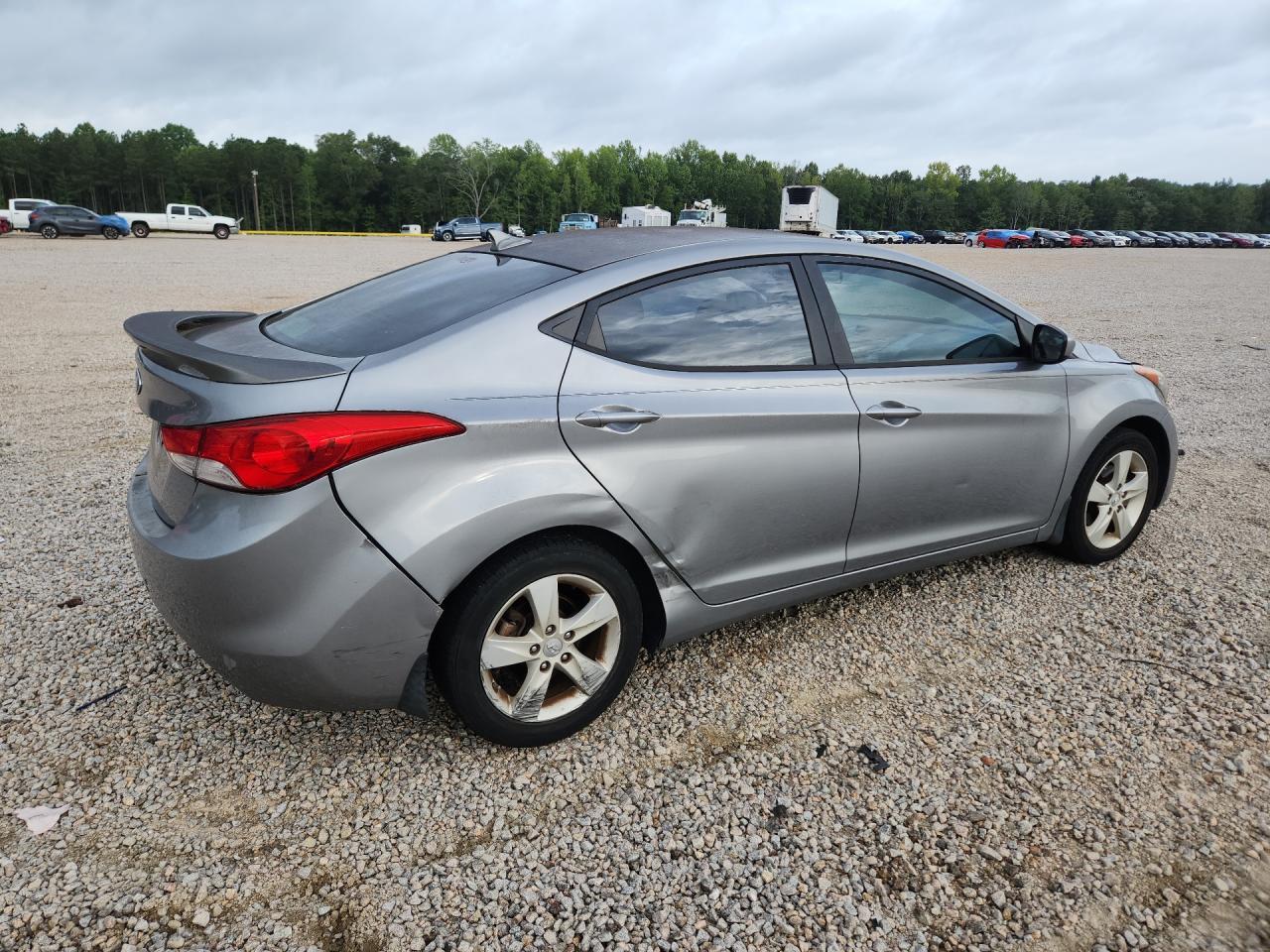 2013 Hyundai Elantra Gls - Фото 3