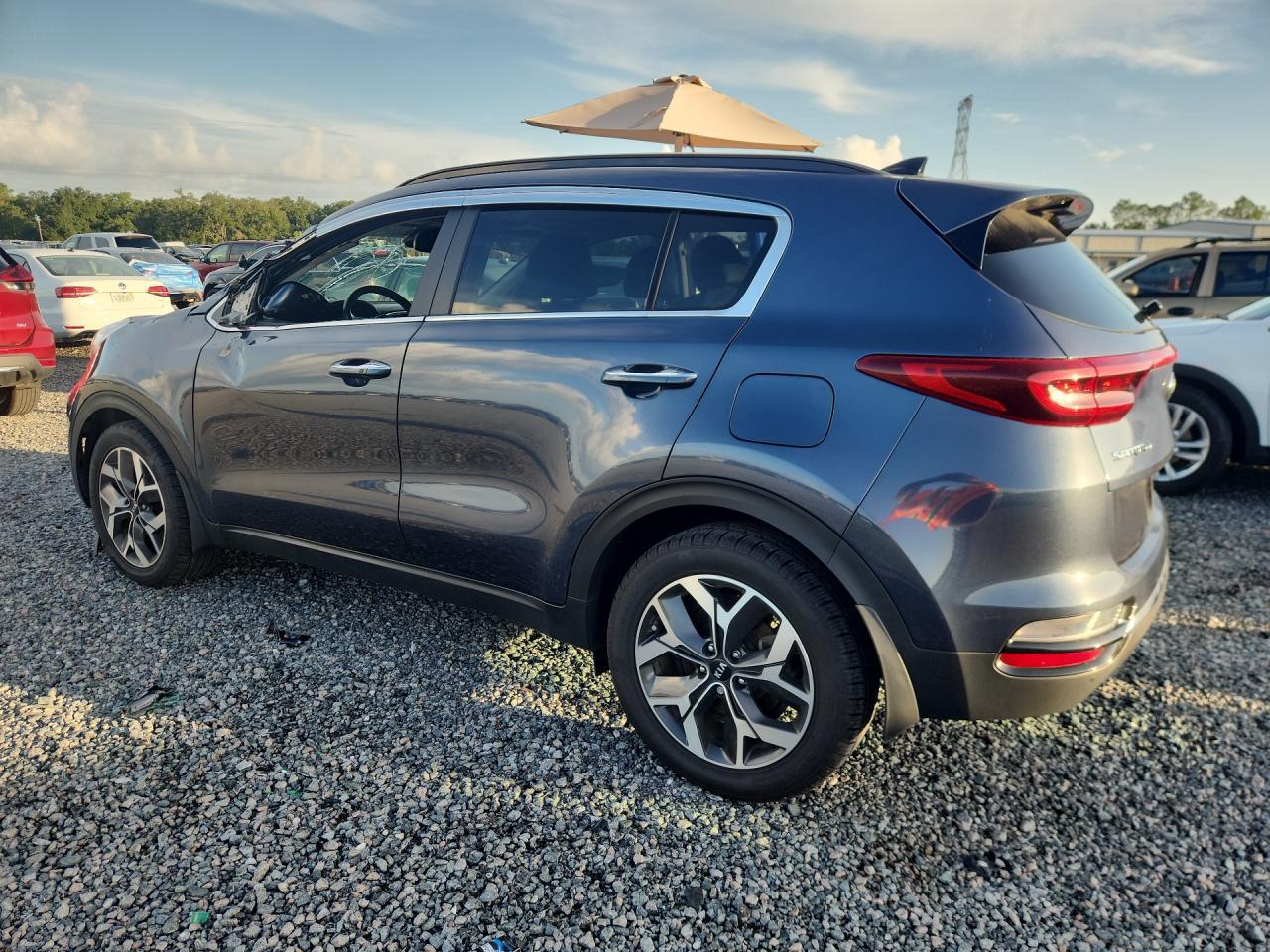 2021 Kia Sportage Ex - Фото 2