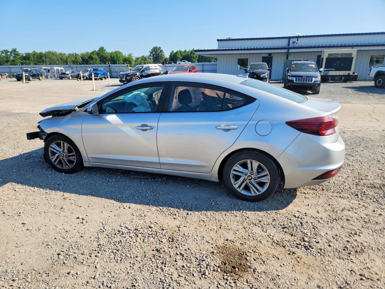 2019 Hyundai Elantra Sel - Фото 2