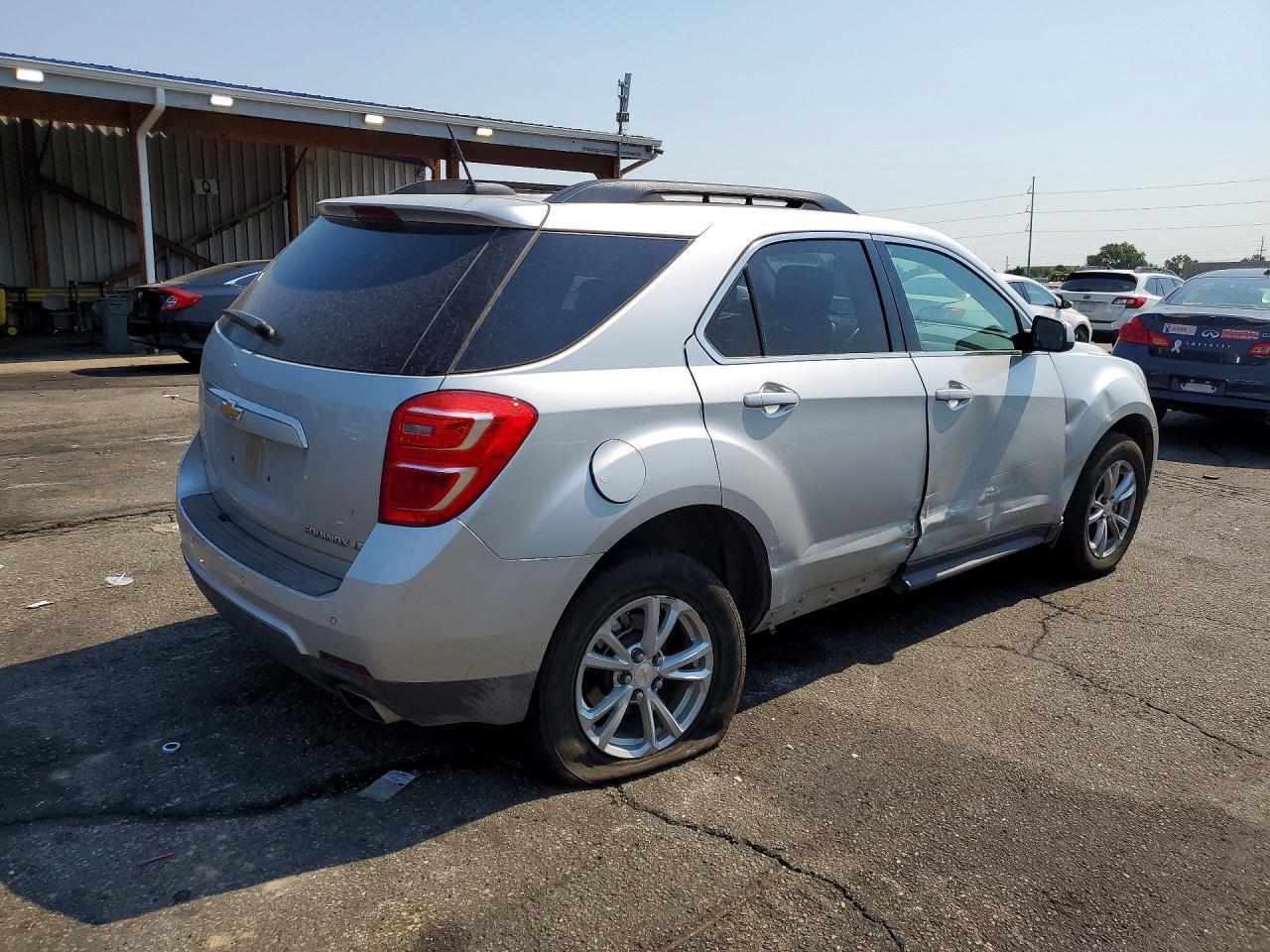 2016 Chevrolet Equinox Lt - Image 3