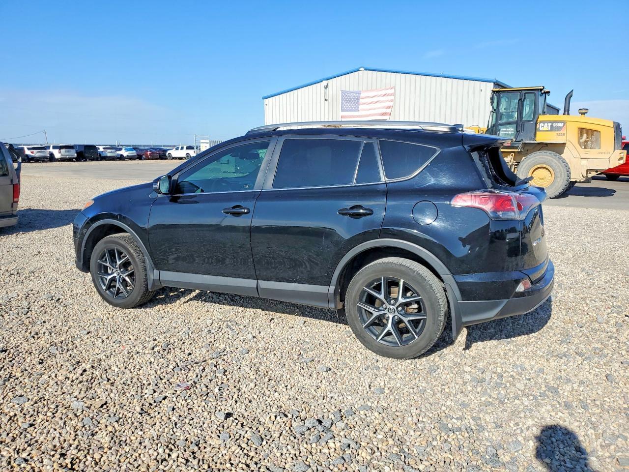 2018 Toyota Rav4 Se - Фото 2