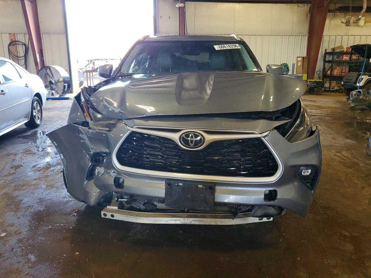 2022 Toyota Highlander Xle - Фото 5