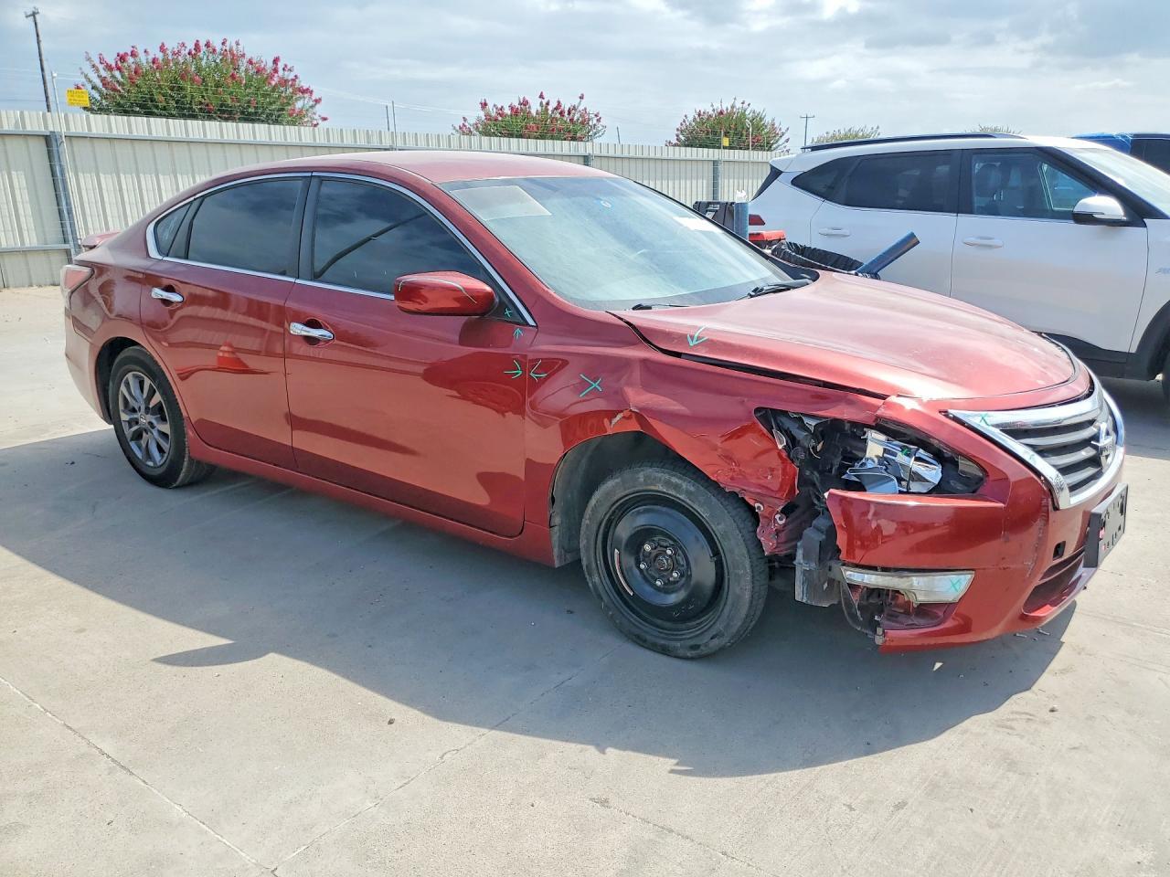 2015 Nissan Altima 2.5 S - Фото 4