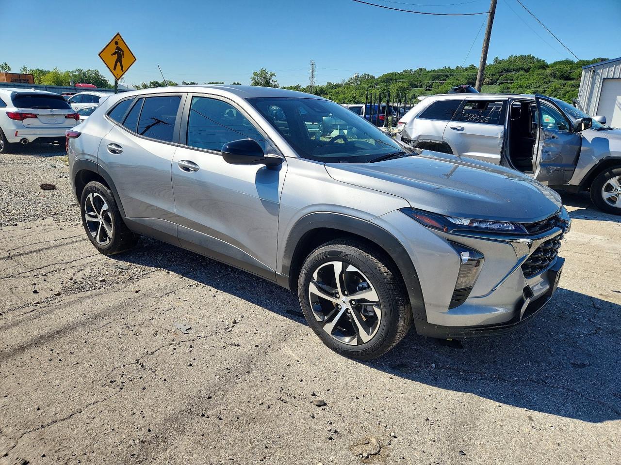 2025 Chevrolet Trax 1Rs - Фото 4