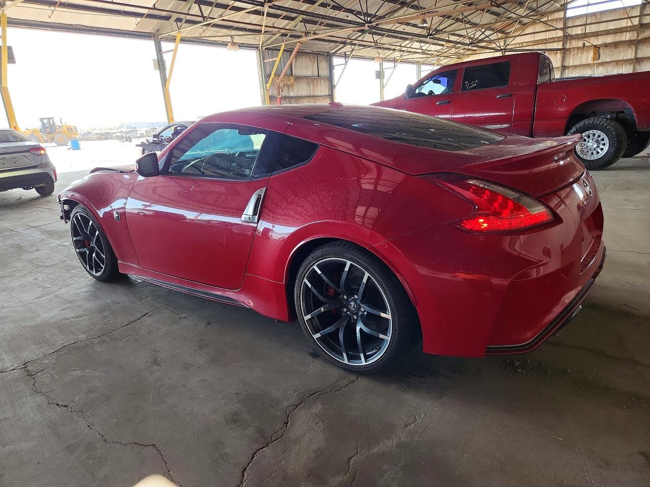 2016 Nissan 370Z Nismo Tech - Фото 2