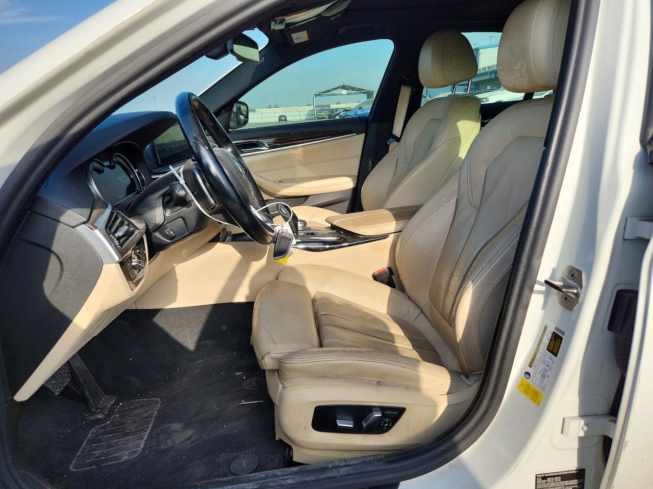 2017 BMW 530 I - Фото 7