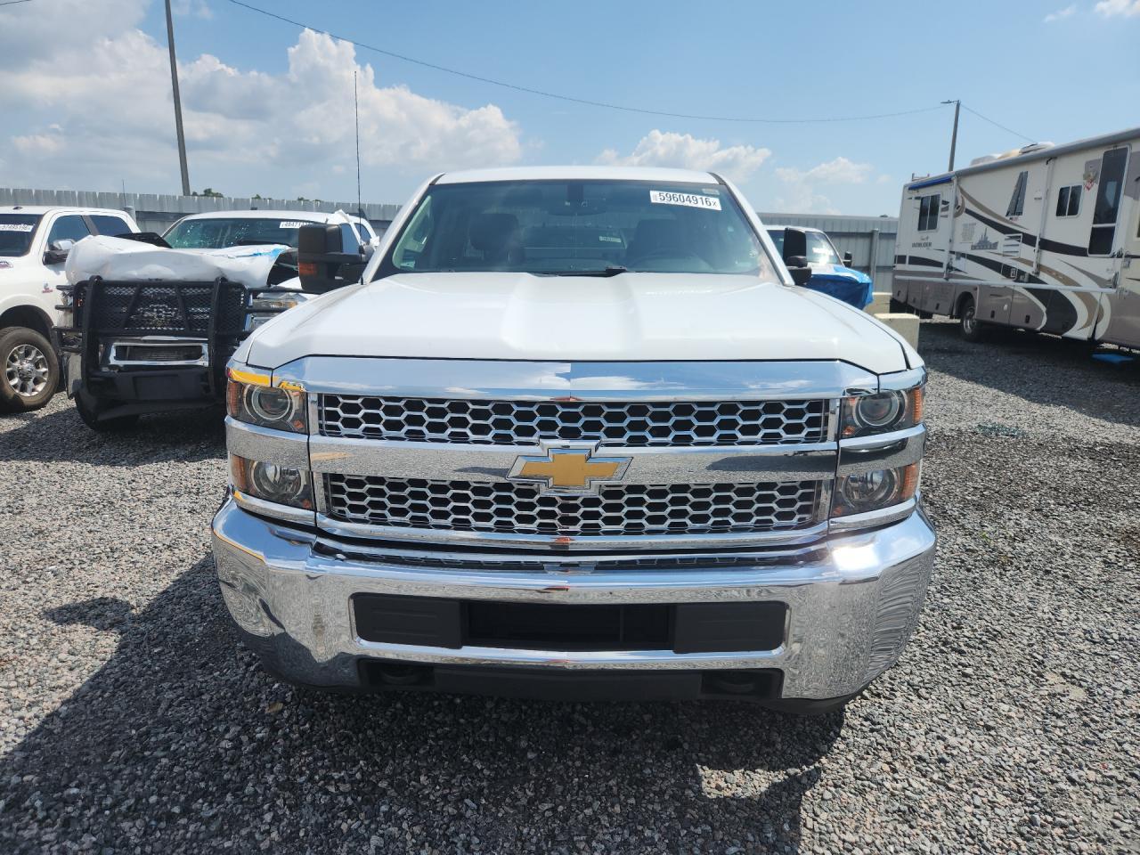 2019 Chevrolet Silverado C2500 Heavy Duty - Фото 5