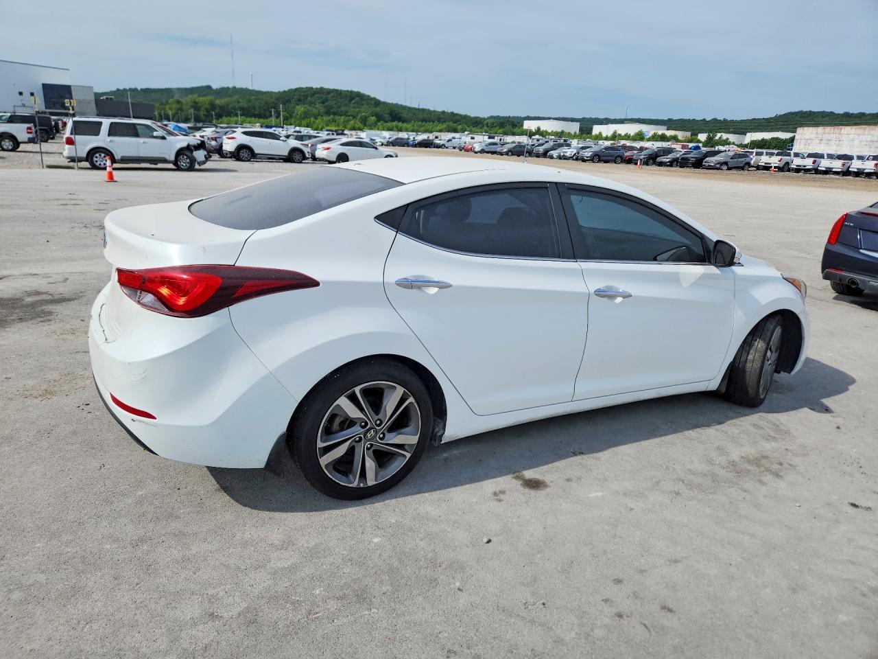 2014 Hyundai Elantra Limited - Фото 3