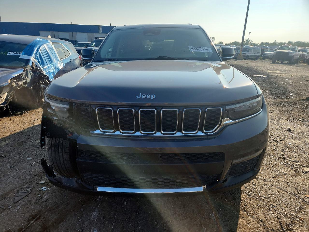 2023 Jeep Grand Cherokee Limited - Image 5