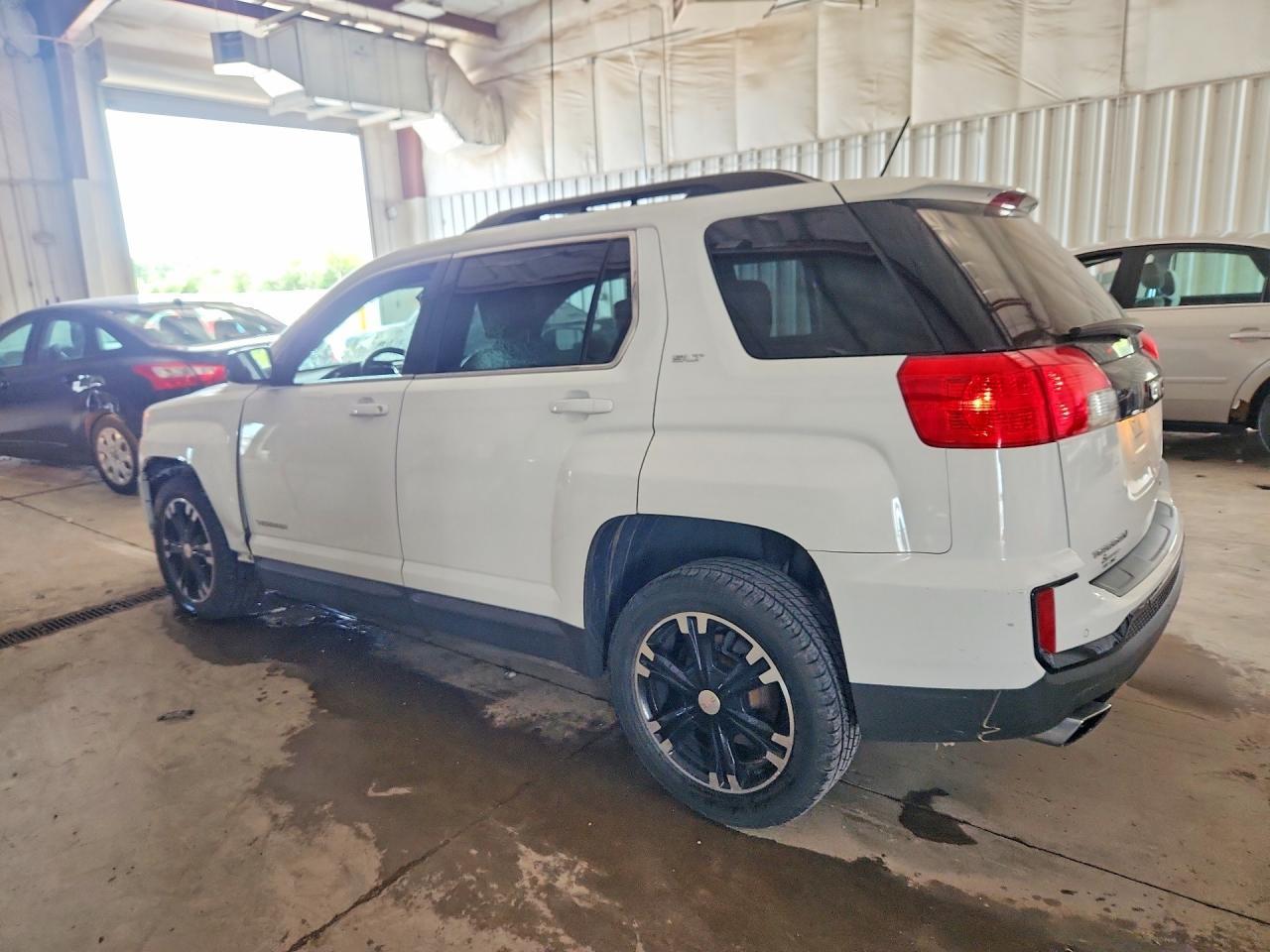 2017 GMC Terrain Slt - Фото 2