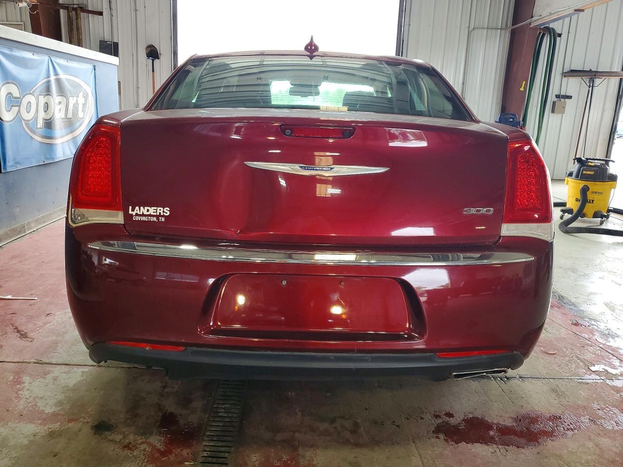 2020 Chrysler 300 Limited - Фото 6