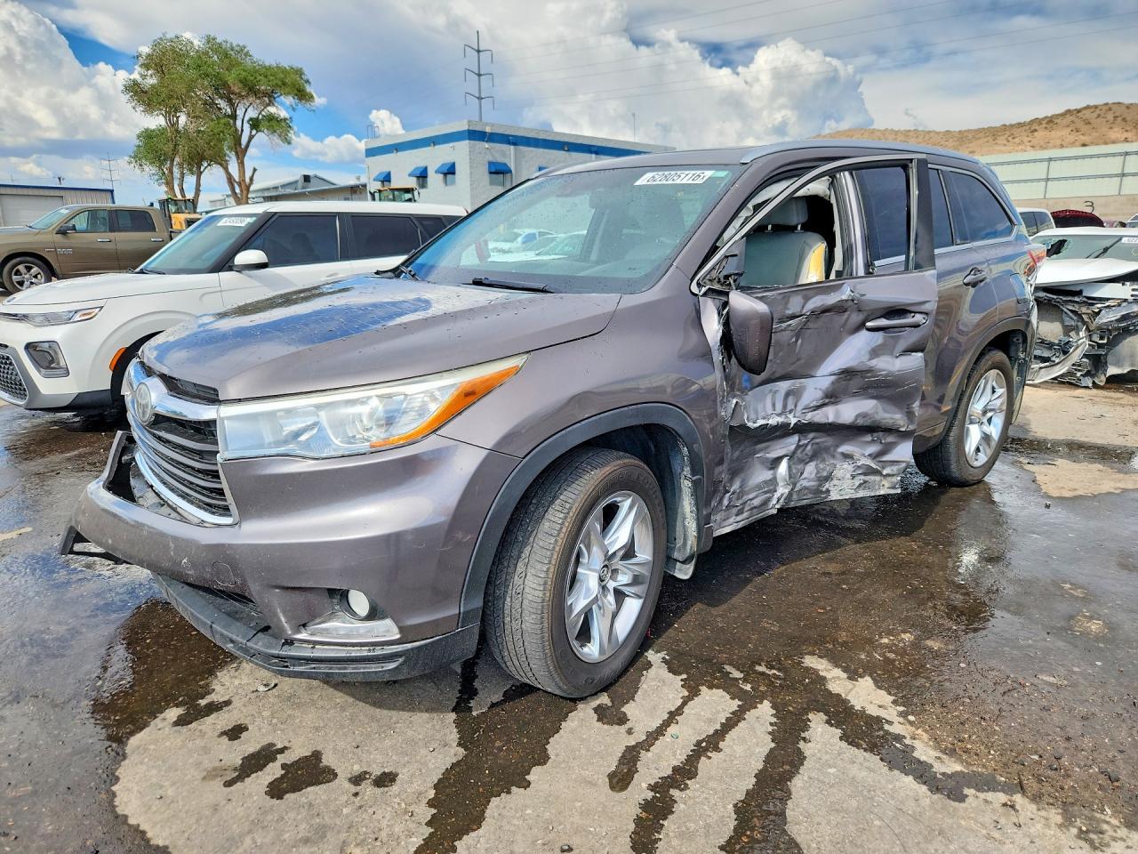 2016 Toyota Highlander Limited Platinum