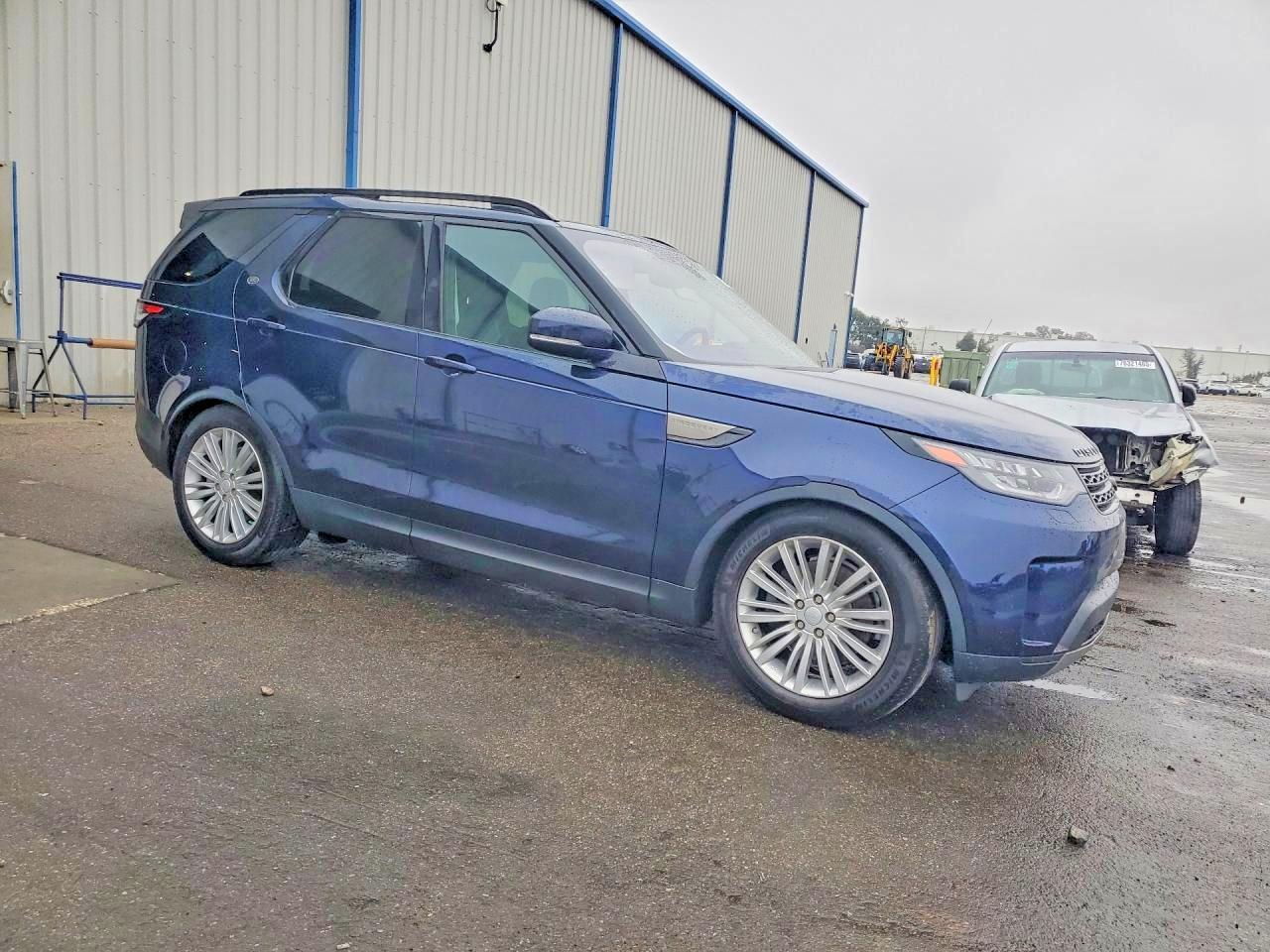 2017 Land Rover Discovery Se - Image 4
