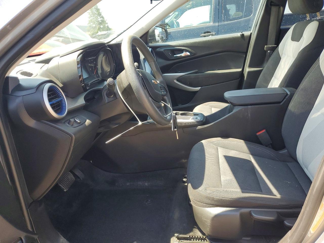 2024 Chevrolet Trax Ls - Фото 7