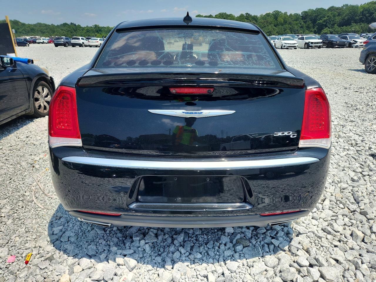 2019 Chrysler 300C - Image 6
