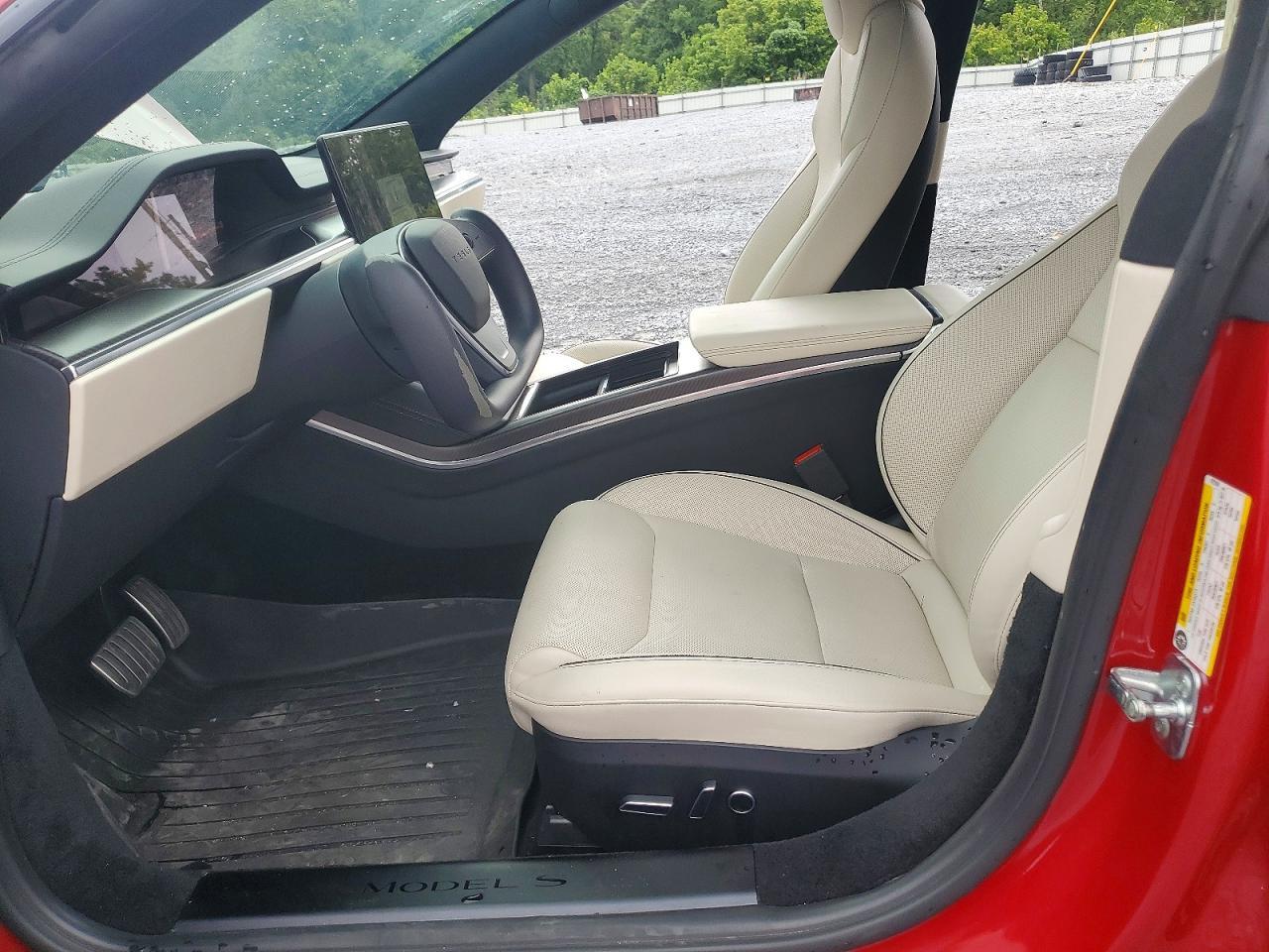 2022 Tesla Model S - Фото 7