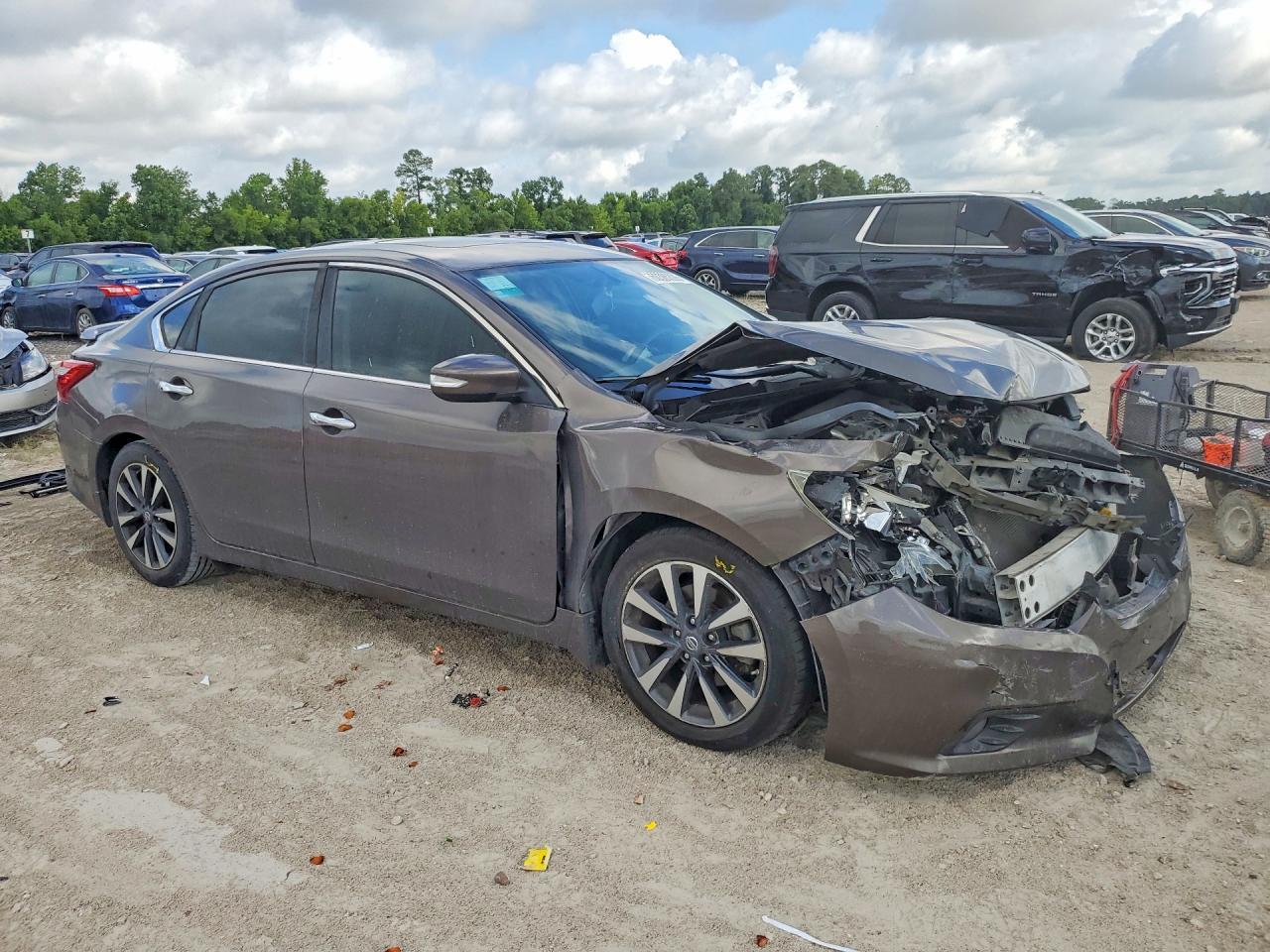 2016 Nissan Altima 2.5 - Фото 4