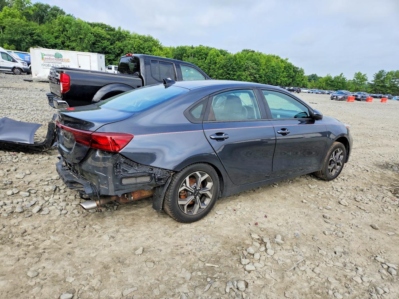 2020 Kia Forte Lxs - Image 3