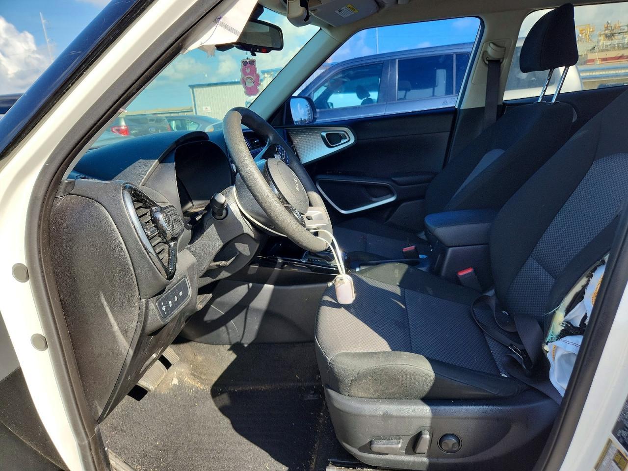 2024 Kia Soul S - Image 7