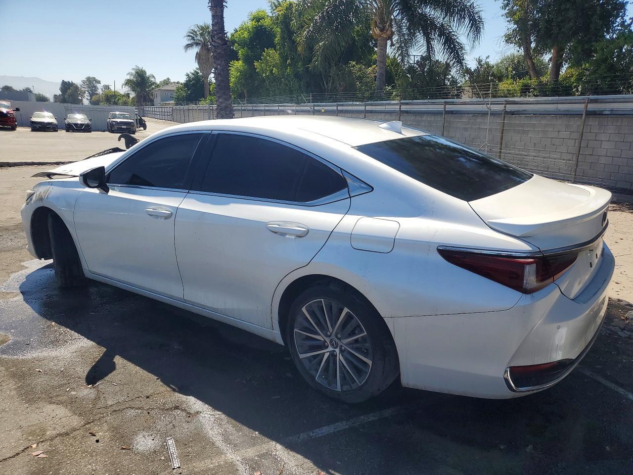 2023 Lexus Es 300H Base - Фото 2