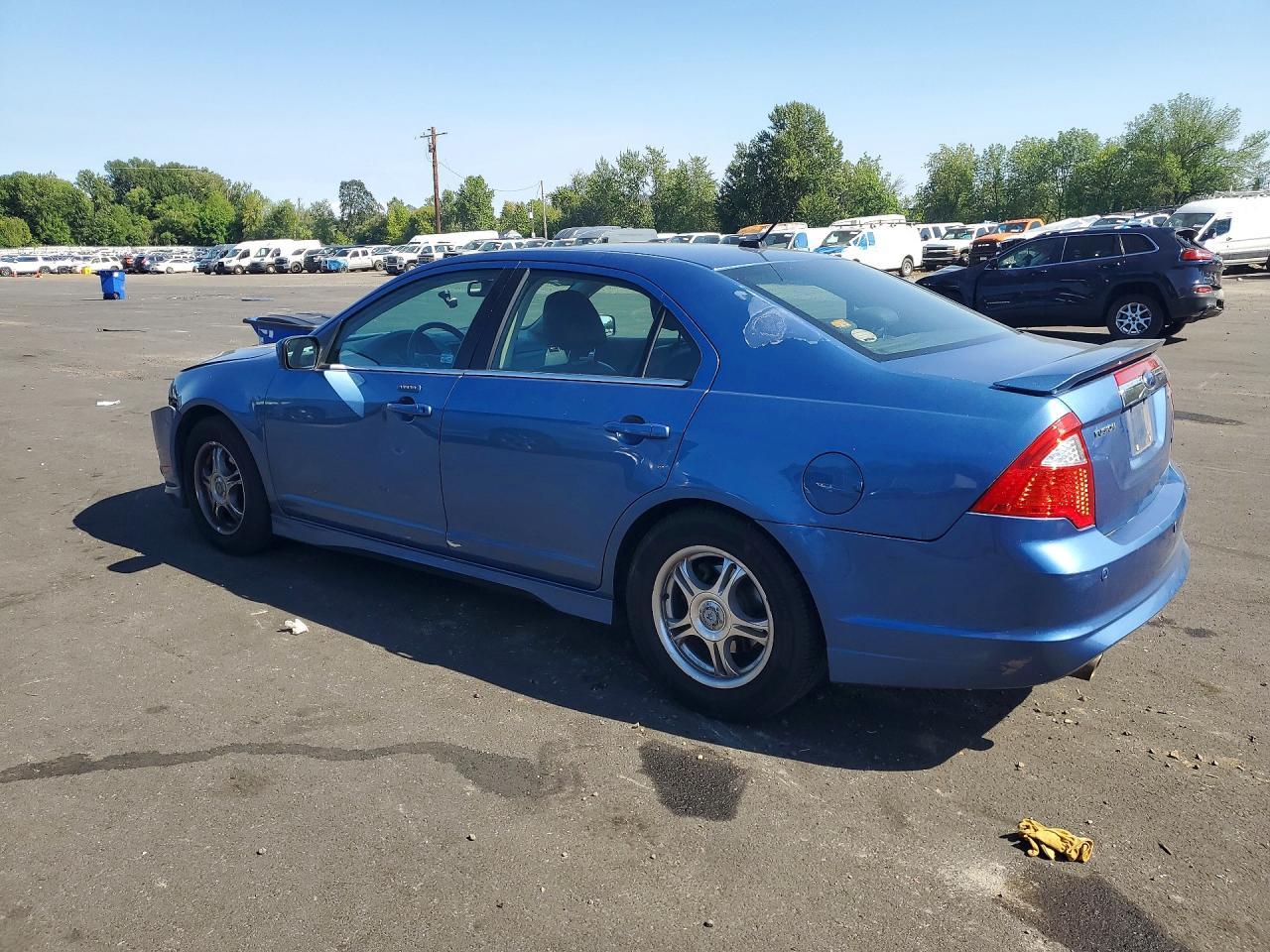 2010 Ford Fusion Sport - Фото 2