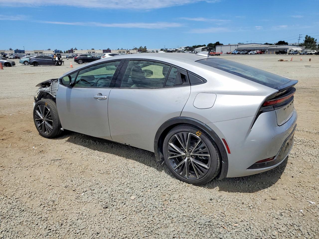 2025 Toyota Prius Xle - Image 2