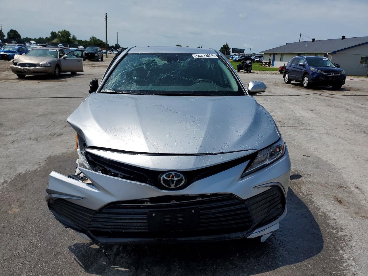 2023 Toyota Camry Le - Image 5
