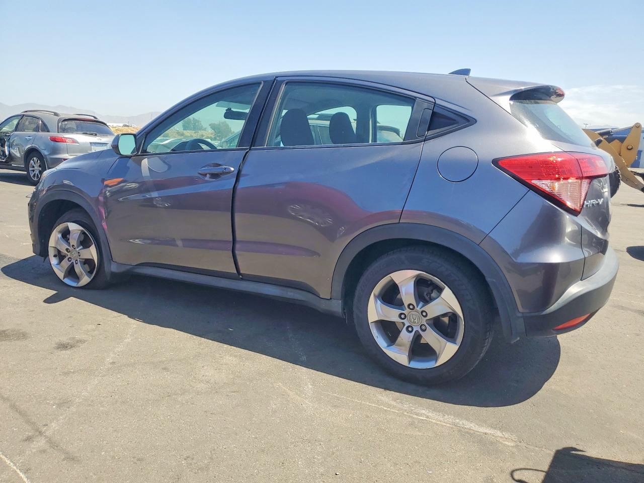 2017 Honda Hr-V Lx - Фото 2