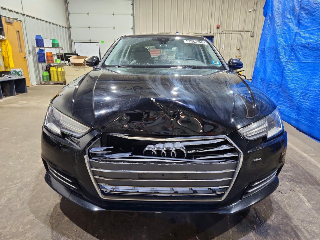 2017 Audi A4 Premium - Фото 5
