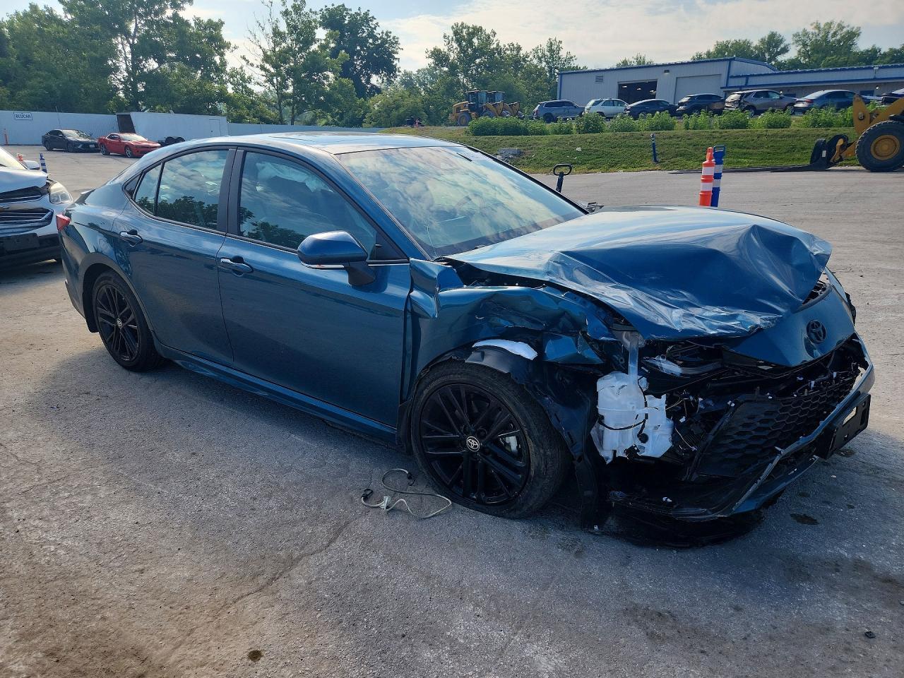 2026 Toyota Camry Se - Фото 4