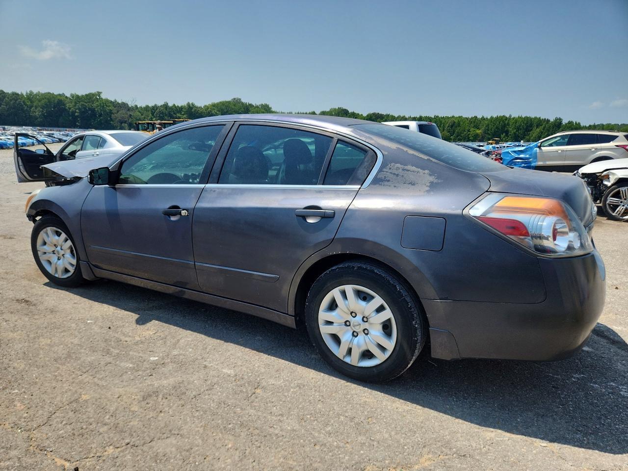 2012 Nissan Altima 2.5 - Image 2