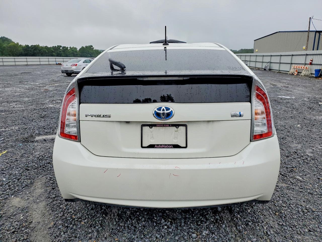 2013 Toyota Prius Three - Фото 6