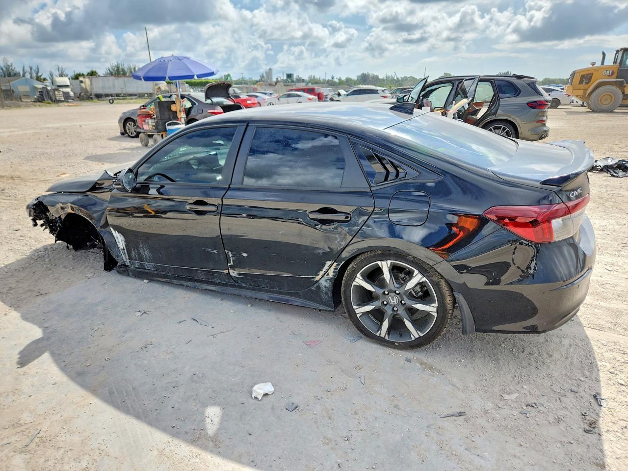 2025 Honda Civic Sport - Фото 2