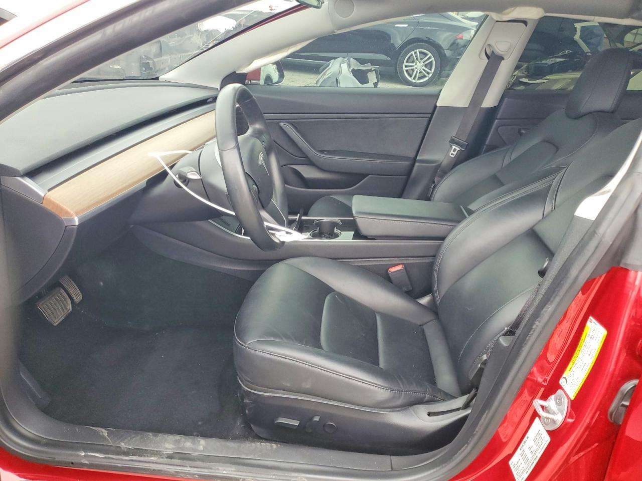 2019 Tesla Model 3 - Фото 7