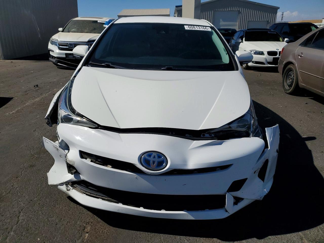 2018 Toyota Prius Three - Фото 5