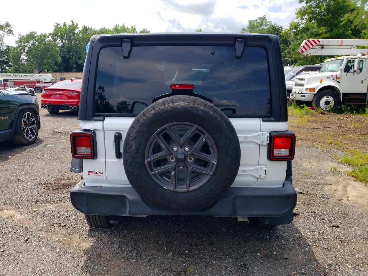 2024 Jeep Wrangler Sport - Фото 6