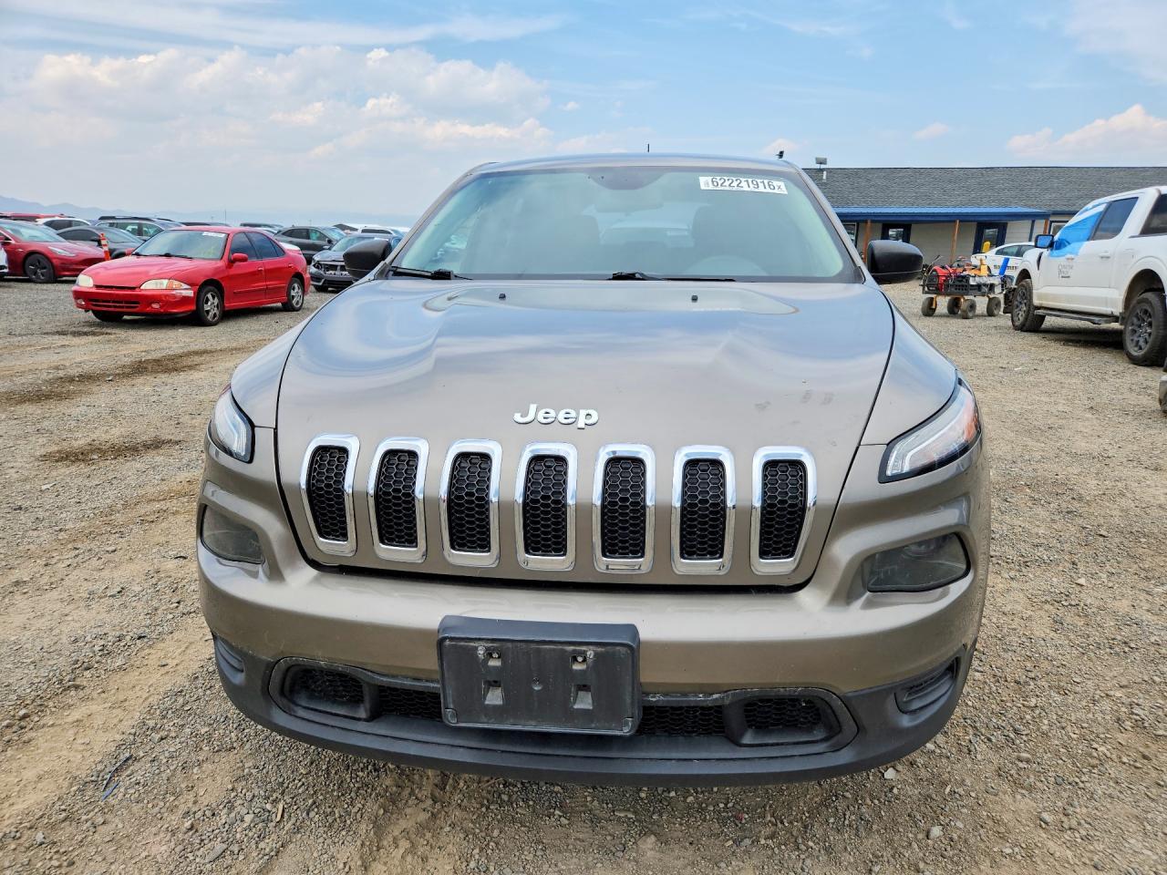 2017 Jeep Cherokee Sport - Фото 5