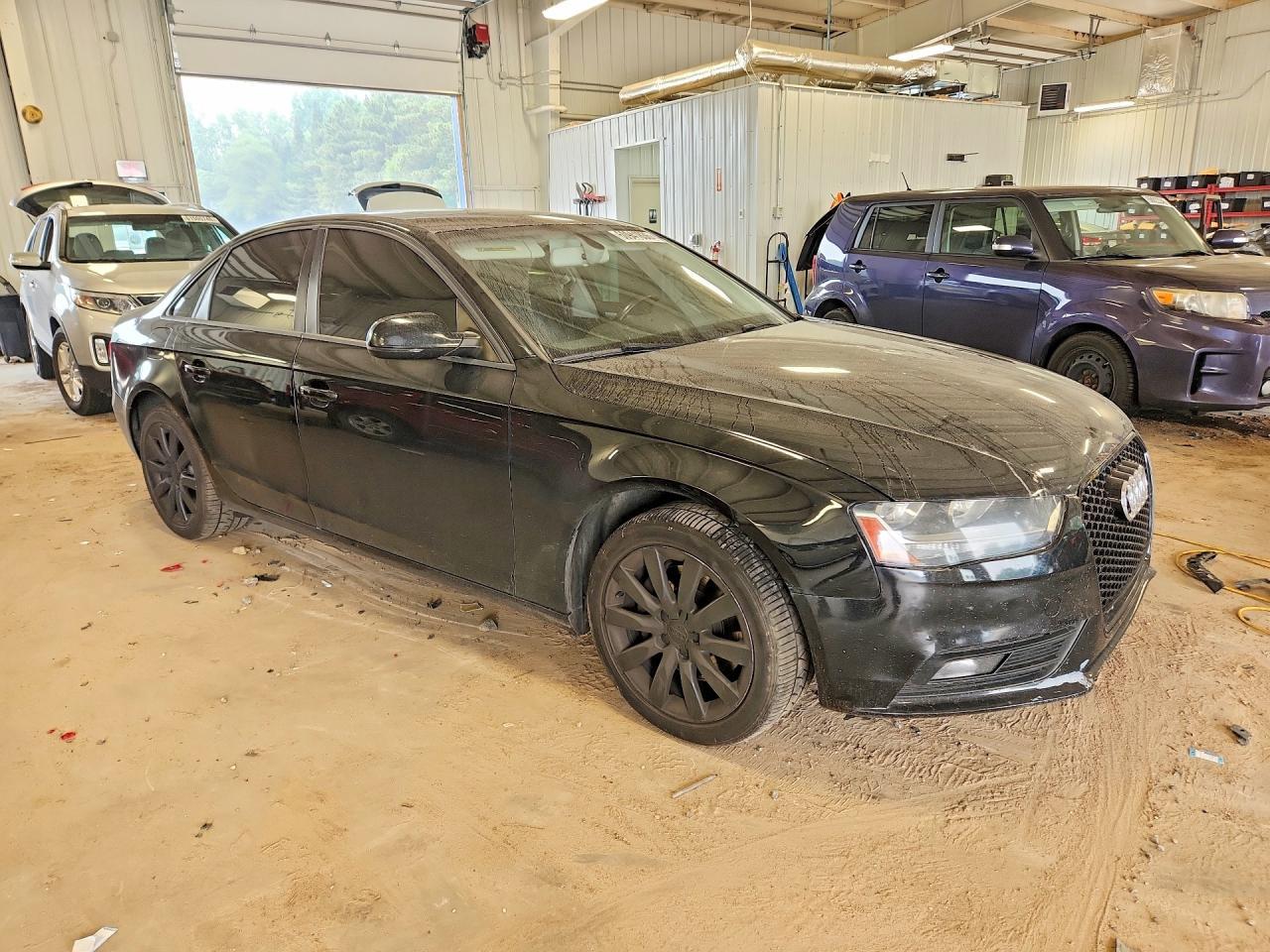 2014 Audi A4 Premium - Фото 4